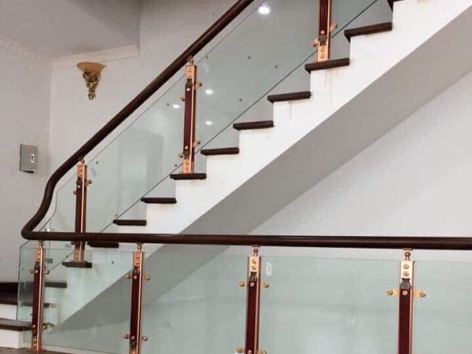 Đa dạng mẫu cầu thang kính cường cao cấp giá tốt