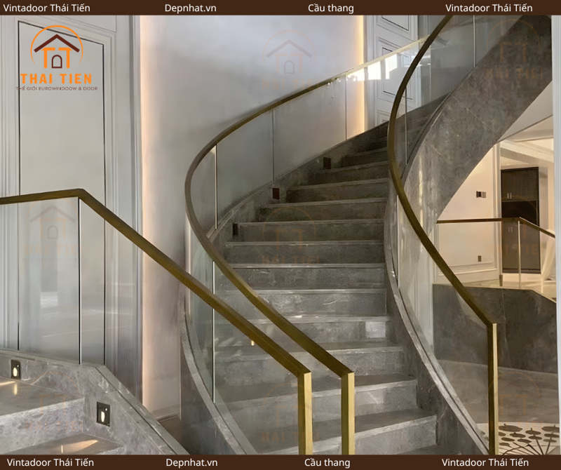 Cầu thang kính tay vịn inox