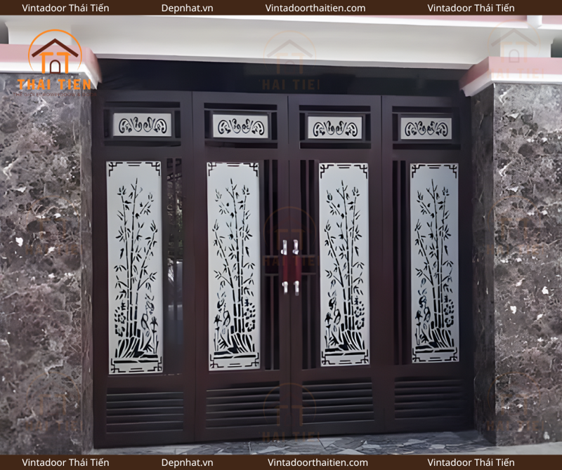 Cổng sắt 4 cánh CNC 