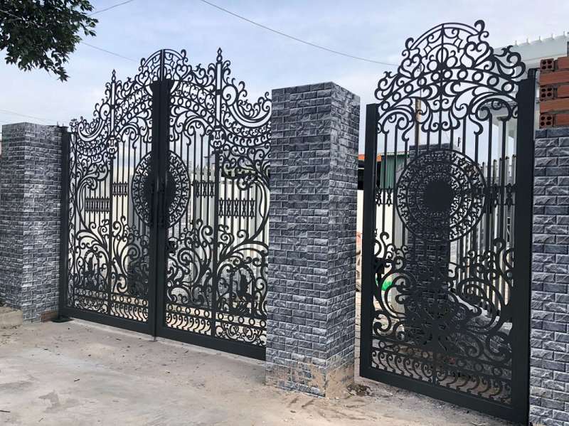 Cổng sắt