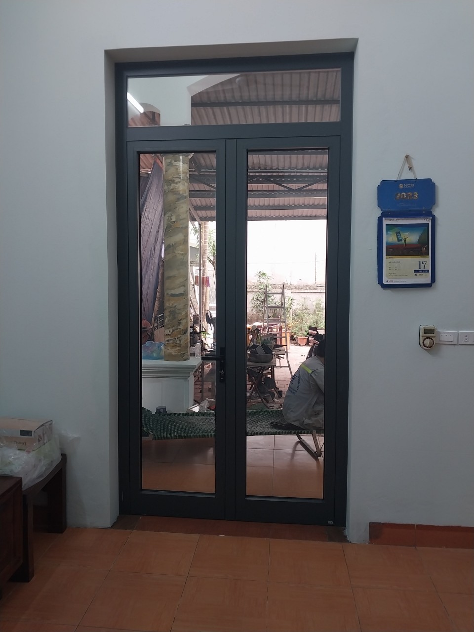 Cửa đi 2 cánh mở quay