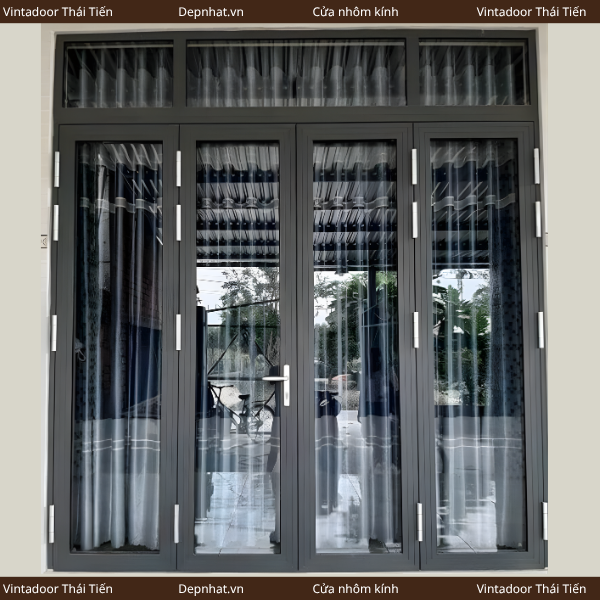 Cửa đi 4 cánh mở quay