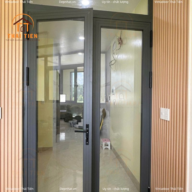 THI CÔNG TRỌN GÓI CỬA NHÔM KÍNH, CỬA SẮT CNC VÀ LAN CAN KÍNH TẠI LONG AN - Ảnh 5