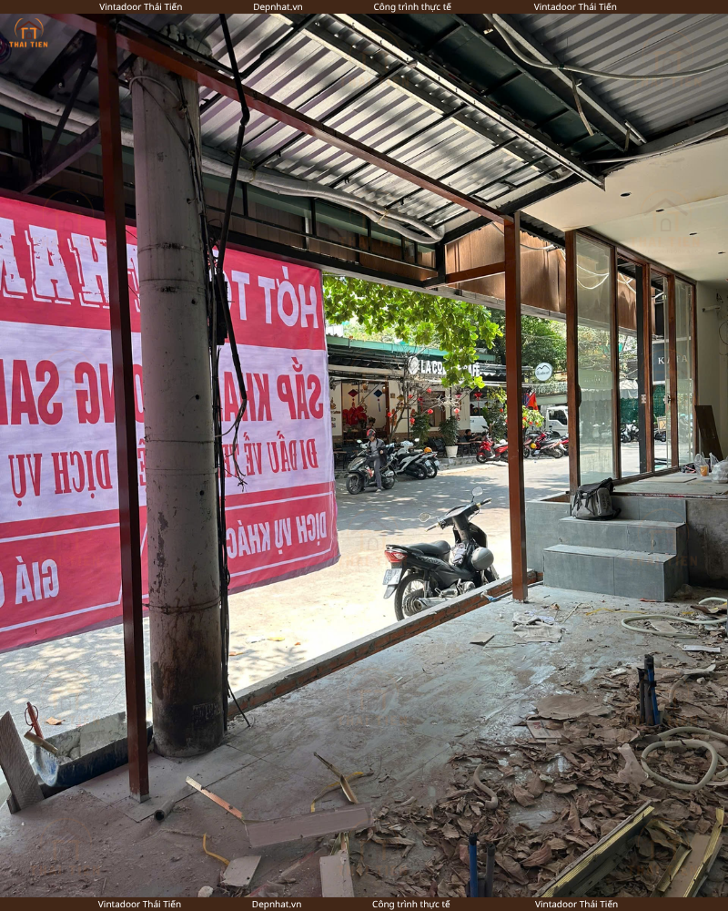 THI CÔNG NHÔM KÍNH XINGFA NÂU CÀ PHÊ – BARBER SHOP THANH NIÊN 6, GÒ VẤP - Ảnh 3