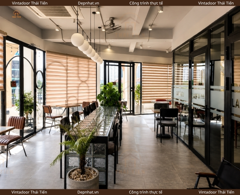 THI CÔNG TRỌN GÓI NHÔM - KÍNH - SẮT CHUỖI CAFE LAIKA – QUẬN 2 - Ảnh 9