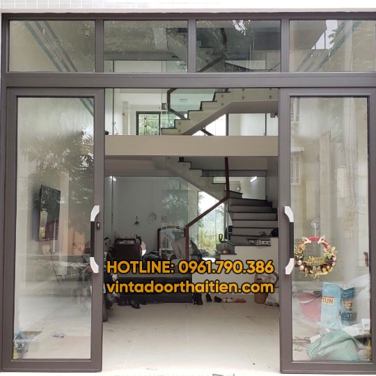 Cửa nhôm xingfa trực quay