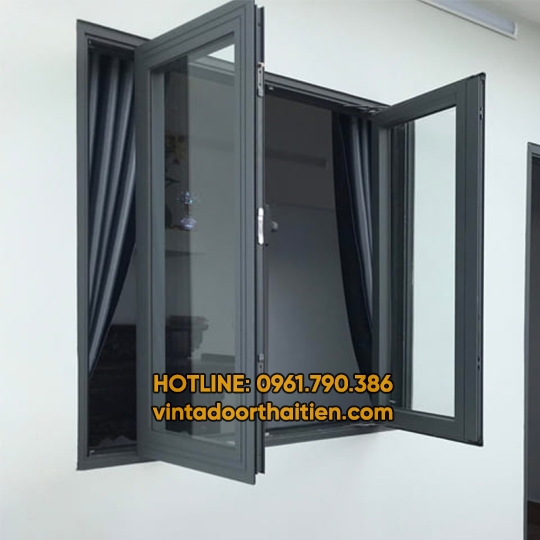 Cửa sổ mở quay 2 cánh nhôm xingfa
