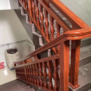LAN CAN NHÔM KÍNH GIẢ GỖ