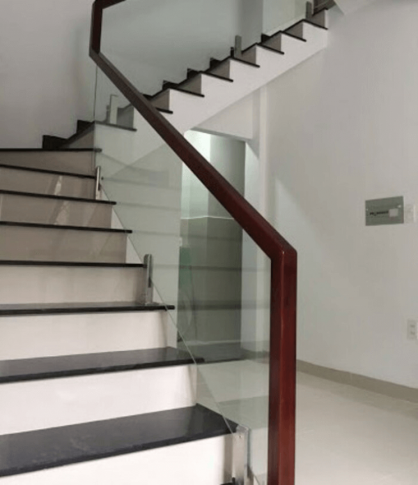 CẦU THANG NHÔM KÍNH TỐI GIẢN