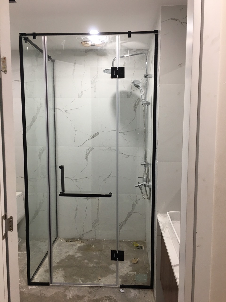CABIN TẮM NHÔM KÍNH CHỮ L - Ảnh 6